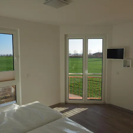 Villa Vier-winde-villa Mit Eigenem Schwimmbad
