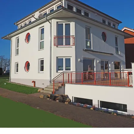 Vier-winde-villa Mit Eigenem Schwimmbad Villa Hohen Wieschendorf
