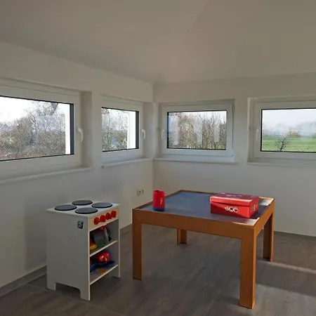 Vier-winde-villa Mit Eigenem Schwimmbad * Hohen Wieschendorf