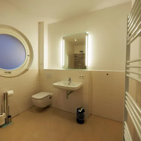 Villa Vier-winde-villa Mit Eigenem Schwimmbad