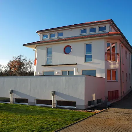 Vier-winde-villa Mit Eigenem Schwimmbad Villa Hohen Wieschendorf
